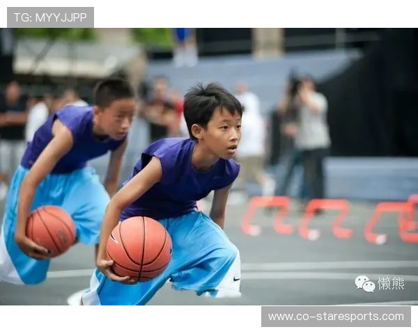 足球狂想曲舞动梦想 从草根到球星的华丽蜕变之路